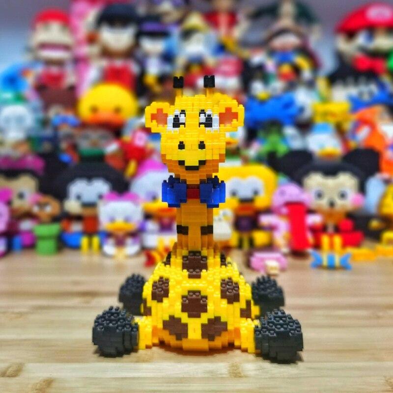 16083 Animal World Girafa galbenă Sit Pet Model 3D DIY Mini blocuri de diamante Cărămizi Jucărie de construcție pentru copii fără cutie