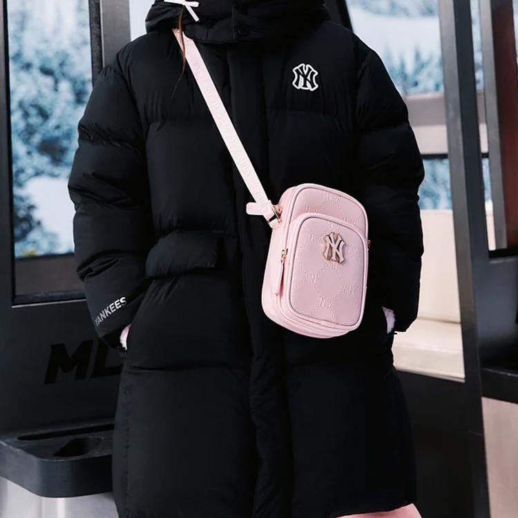 MLB New York Yankees Logo Faux Leather Shoulder Crossbody Bag Women bags Pink 7ACRMDD4N-50PKM