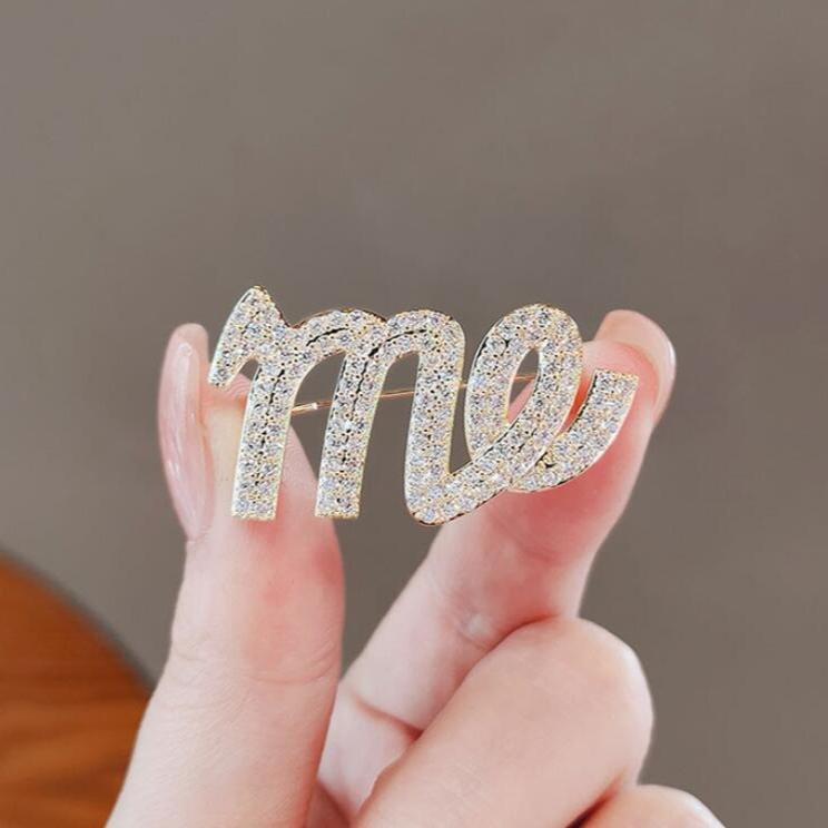Sparkling Rhinestone Badge Women Letters ME Brooch Party Office Brooch Pins Jewellery Gifts