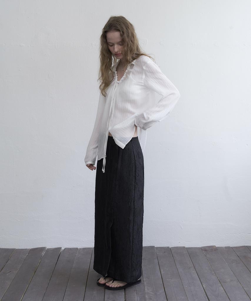 Mosyupamosyu Wrinkle Maxi Low-Rise Slit Skirt [Black]