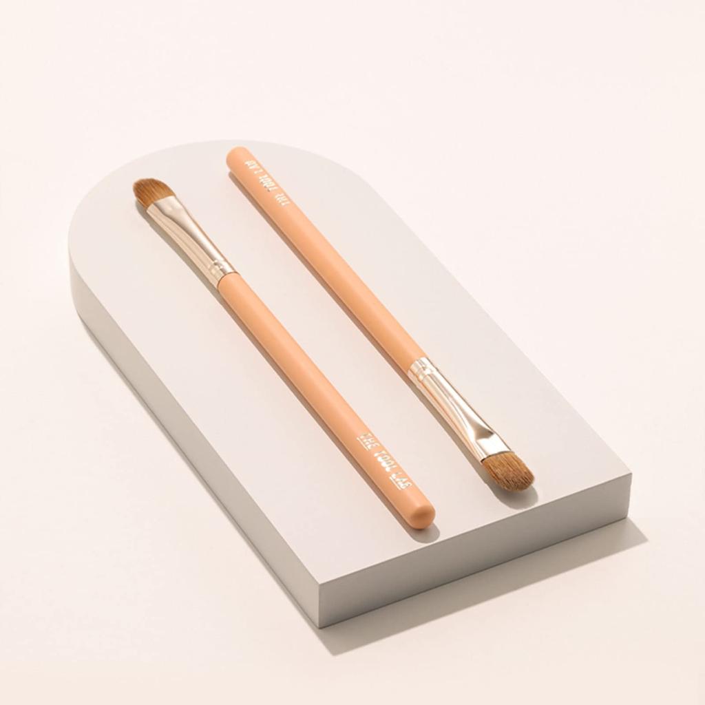 THE TOOL LAB 224 Eyeshadow Brush Eye Brush Eyeshadow Brush Eye Makeup Brush Popular Soft Fiber Hair Handmade Makeup Brush Makeup Brush Makeup Tool
