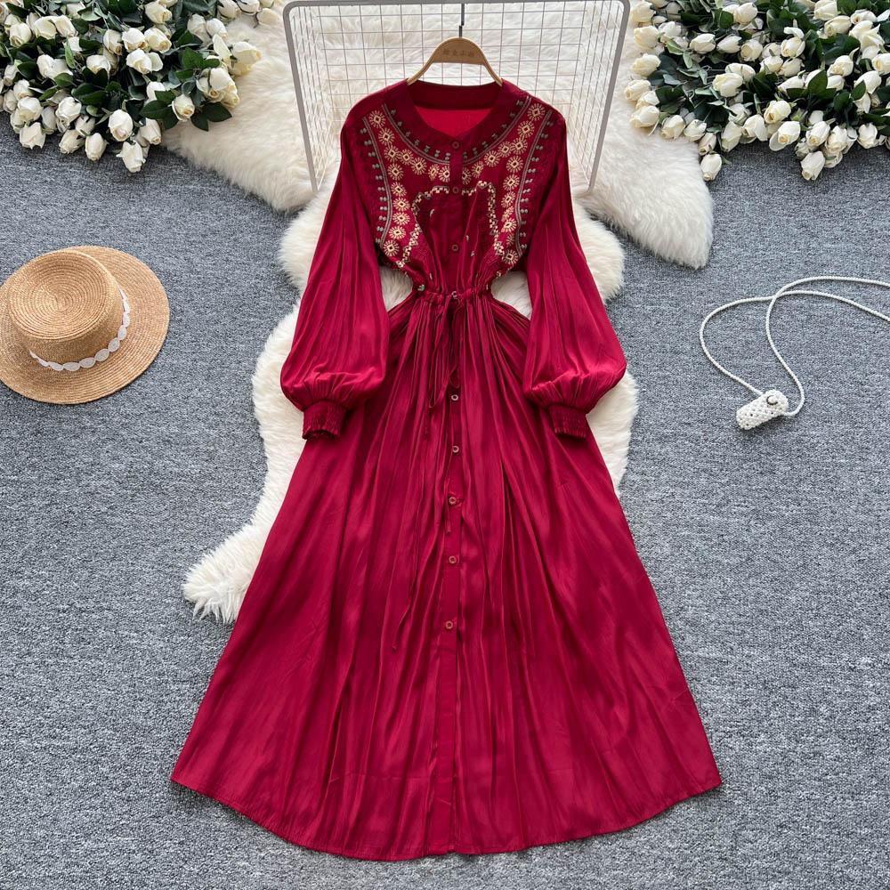 Women's Retro Embroidery Heavy Work Waist Cinching Single Button Ele Long Dress