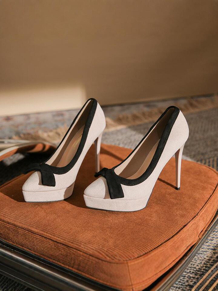 Waterproof table high heels women's thin heels color matching model catwalk shoes are not tired feet, small size, light mouth, super pointed single sh