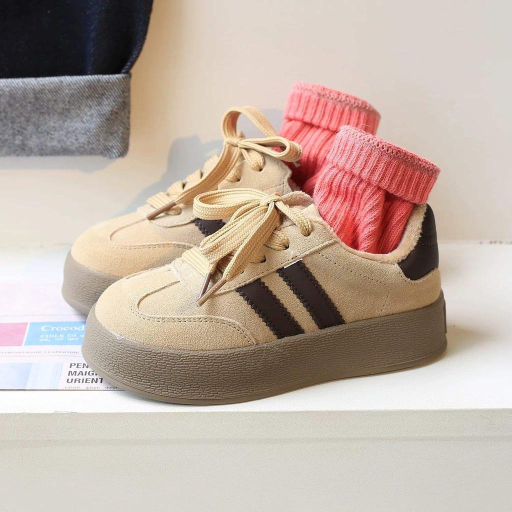 Girls' sports shoes autumn and winter 2025 new children's velvet two cotton shoes women's treasure winter moral training shoes boys' casual shoes