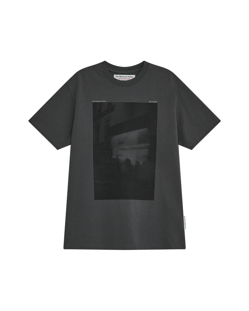 THEMUSEUMVISITOR Gallery Artwork T-Shirt (Charcoal)