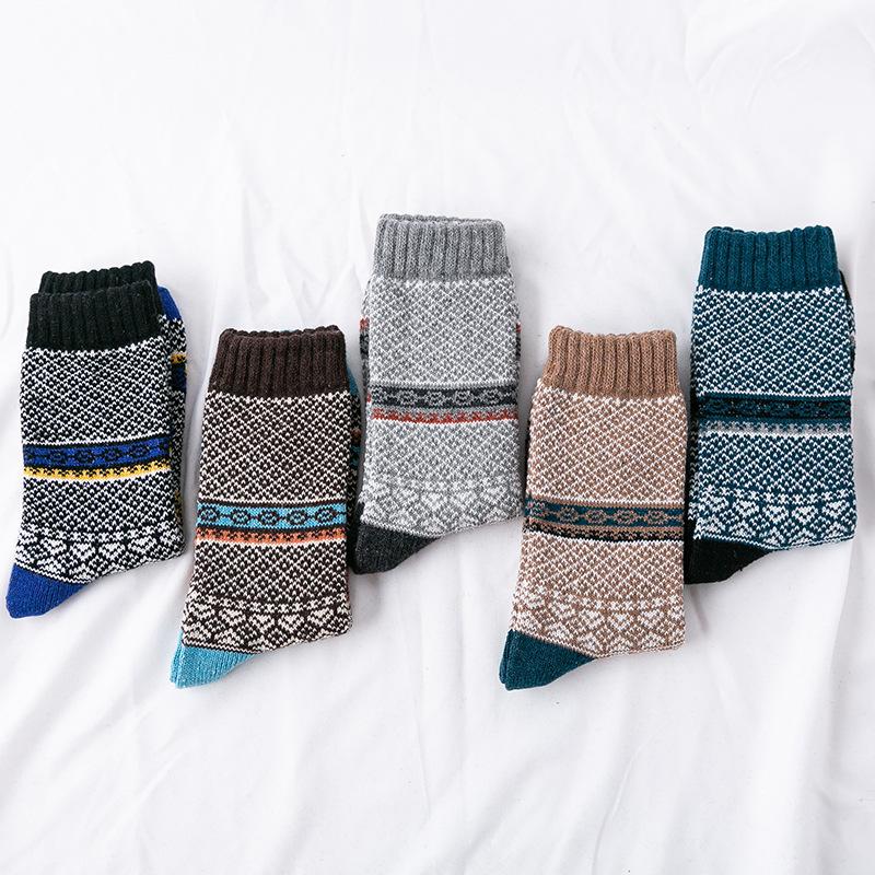 High Quality 5 Pairs Winter Men's Wool Socks Thicken Sheep's Socks Warm Men Retro Style Colorful Man Sock Fashion New