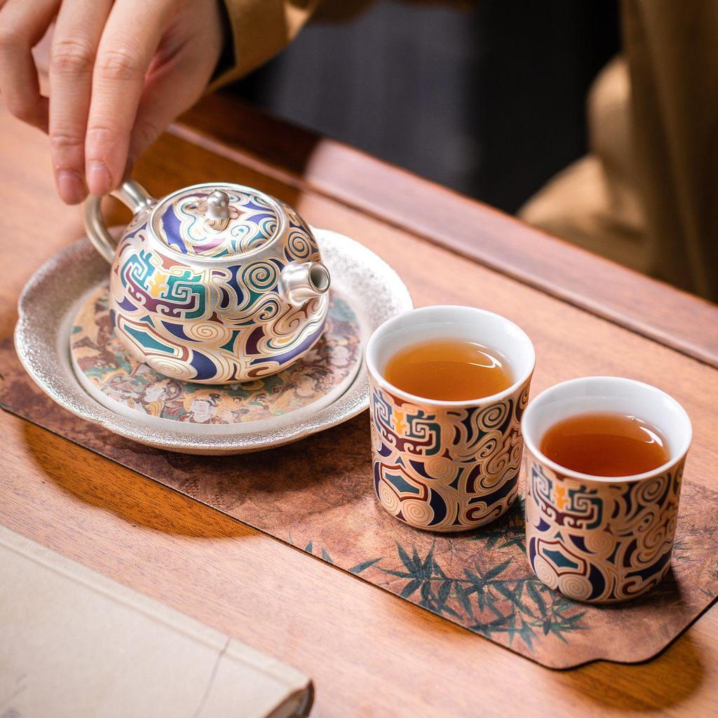 Dunhuang Gilded Silver Tea Set: Perfect Gift for Elders, Teachers, Corporate Events, or International Souvenirs.