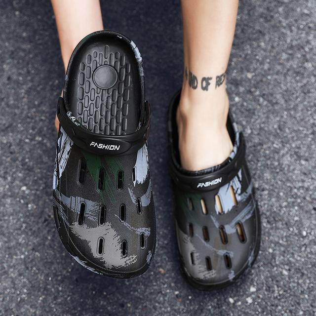 

Летние пляжные тапочки, мужские сандалии, уличные полые садовые сабо из ЭВА, мужские садовые сандалии De Hombre 43 чёрный