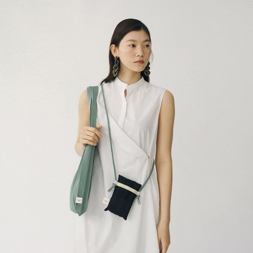 Pleatsmama Black Nano Bag