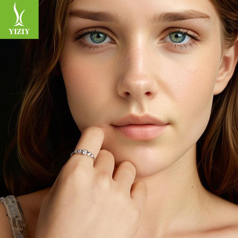 Klassischer funkelnder Moissanit-Ring für Damen, einfacher und vielseitiger S925 Sterling Silber Ring Schmuck