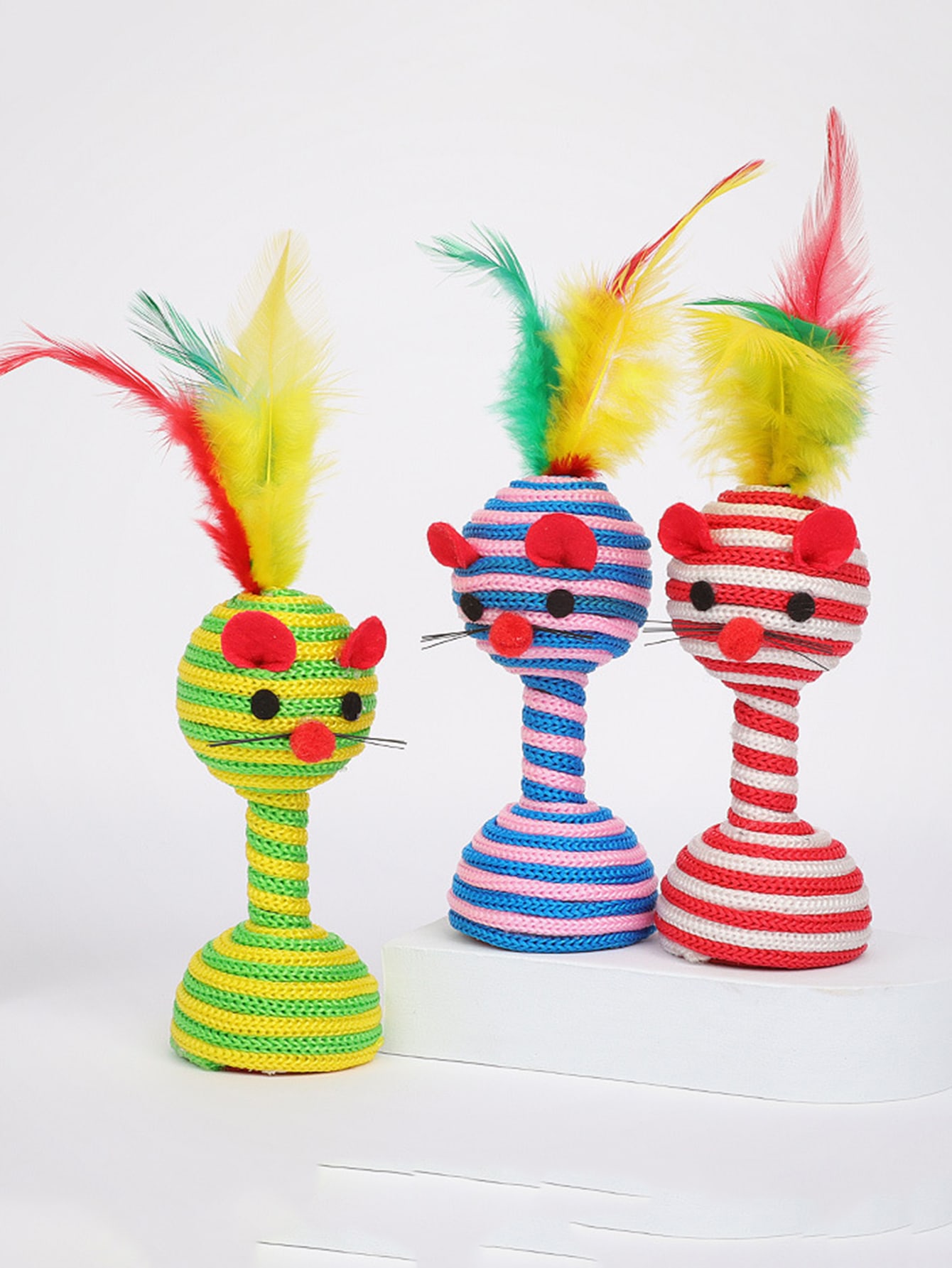 

1 шт. Игрушка для кошки с перьями, платформа вокруг веревки, игрушки для дразнения кошки вокруг веревки, игрушки для кошки в виде звенящей мышки, игрушка для дразнения кошки