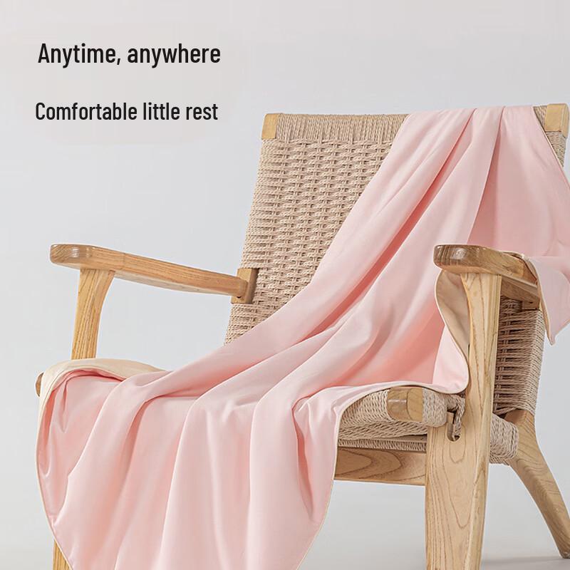 SILKUEEN All-Season Machine Washable Mulberry Silk Cooling Quilt