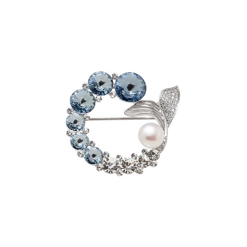 Delicate rhinestone ocean fishtail brooch, high-end women's light luxury pin, anti-light corsage, clothes accessories