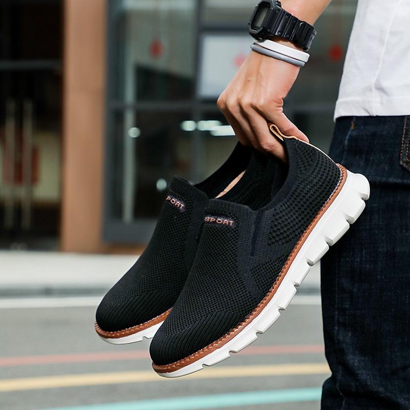 Shoes men's new fly-woven breathable casual shoes soft-soled retro one-pedal large-size men's shoes