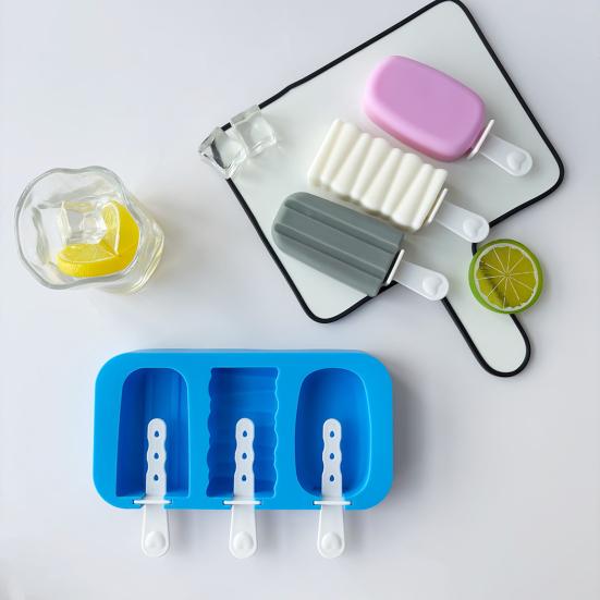 Silicone Ice Lolly Mold with Cover BPA Free Popsicle Maker