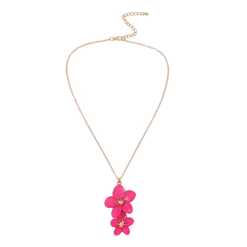 European and American Fresh Design Flowers Niche Sweet High-end Light Luxury Temperament New Summer Girl Cute Necklace