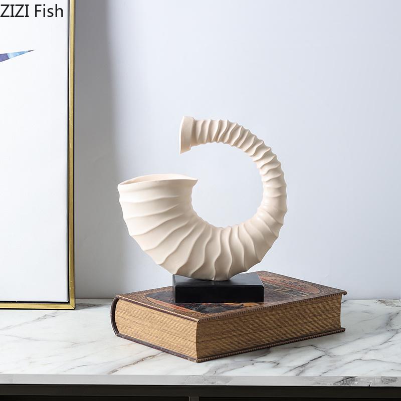 Creative Conch Handicrafts Sculpture Desk Decoration Ornaments Beige Conch Resin Abstract Artwork Statue Room Aesthetic Decor