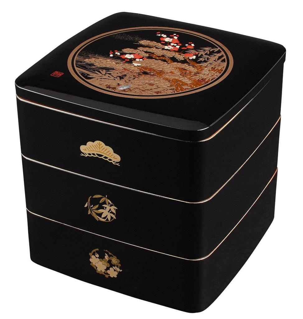 Maeju Lacquerware Pine, Bamboo, and Plum Design 5.0 Miyako Three-Tiered Box (B) 7R-617
