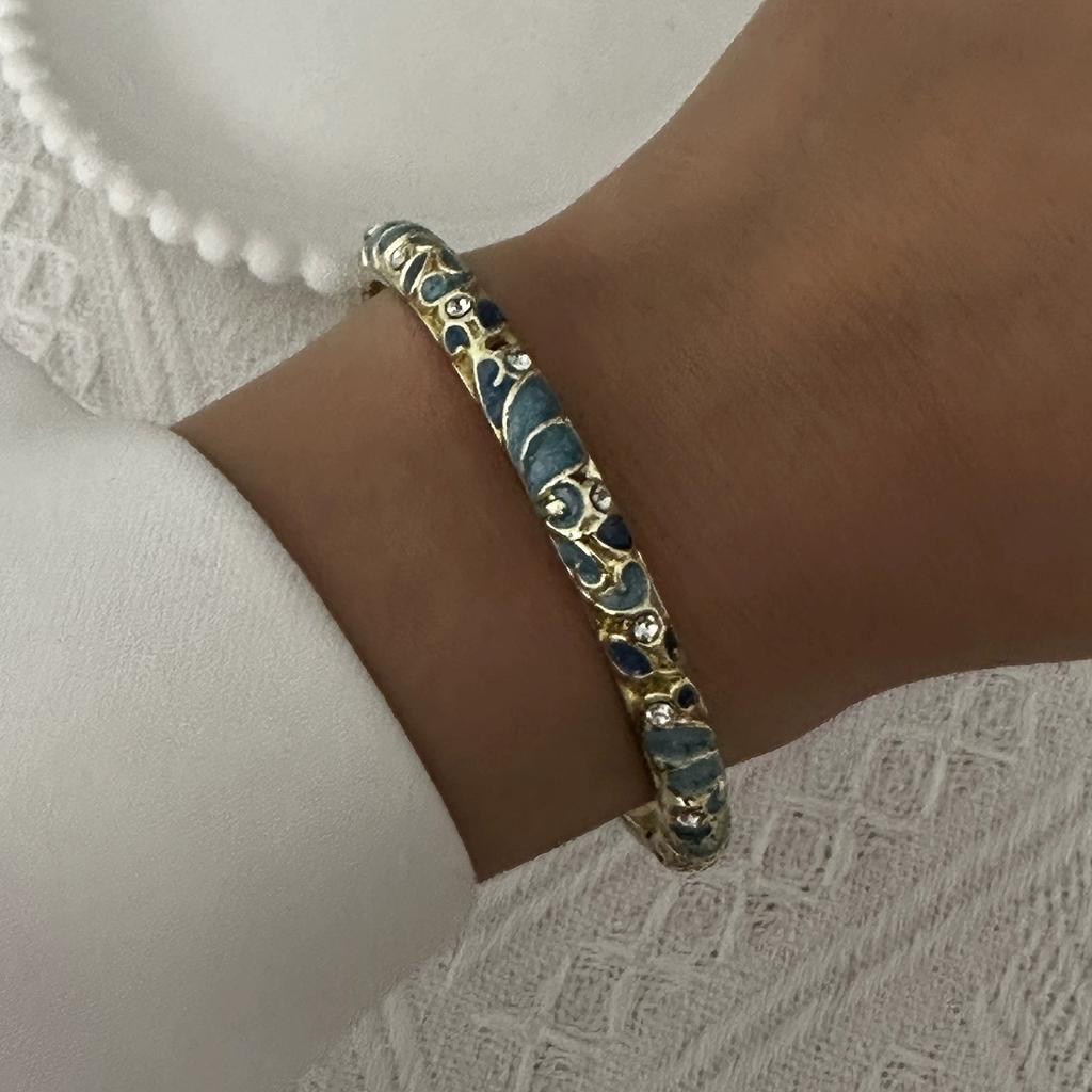 Retro New Trend Enamel Dropped Glaze Flower Texture Bracelet for Women Unique Design Evil Eye Floral Zircon Bangle Party Jewelry