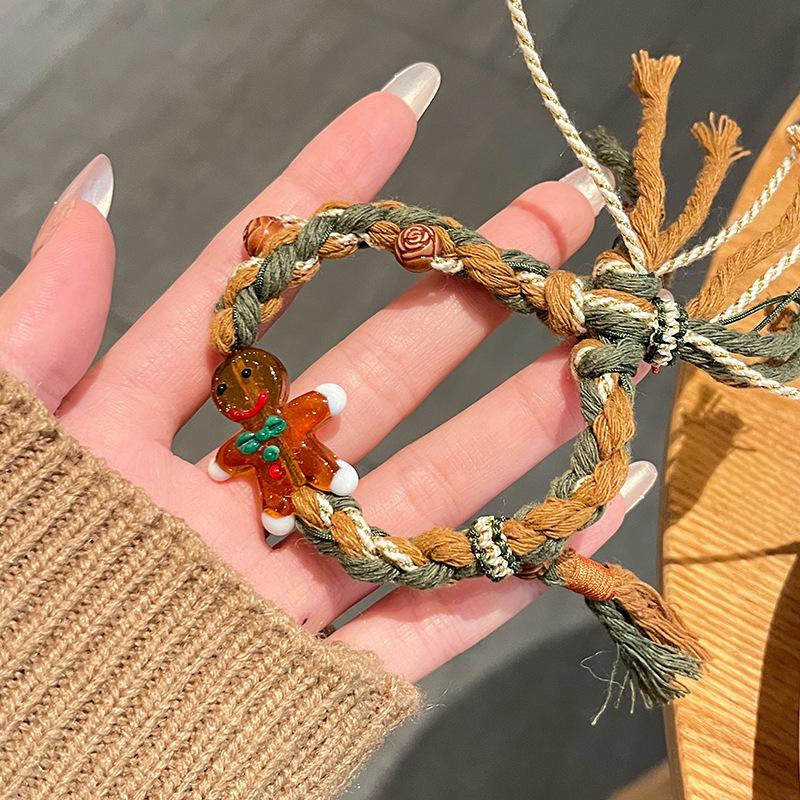 Gingerbread Man Christmas Tree Bracelet: Cute Cartoon Braided Rope for Girls - Retro & Versatile Hand Jewelry