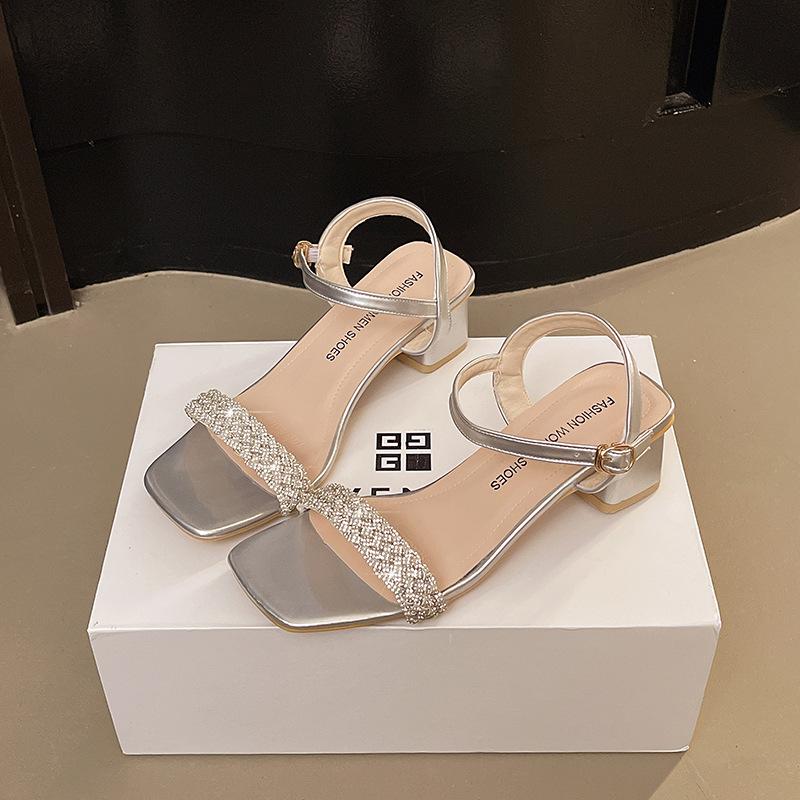 Fairy Feng Shui Diamond Coarse Heel Sandals Women's Summer 2025 New Versatile One-word Belt Temperament Medium Heel French Women's Sandals