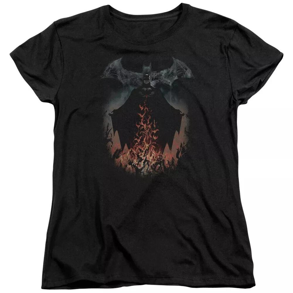 Batman  Smoke & Fire  Women s T-Shirt L