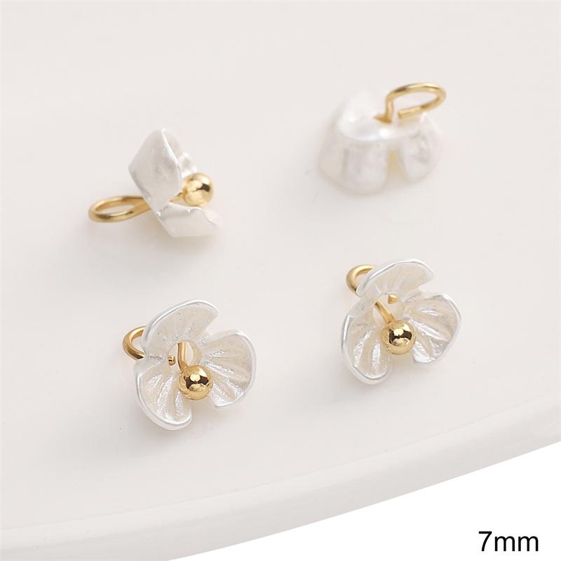 5Pcs Resin Mini Flower Pendant Charms for Necklace Bracelet DIY Jewelry Craft Making