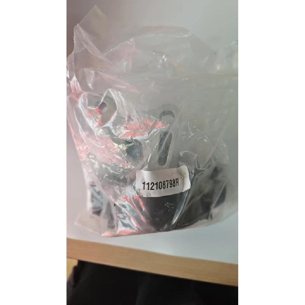 Engine Mounting for Renault