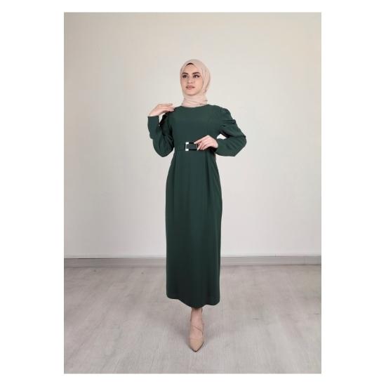 Plisowana spódnica ołówkowa z odkrytymi ramionami i hidżabem