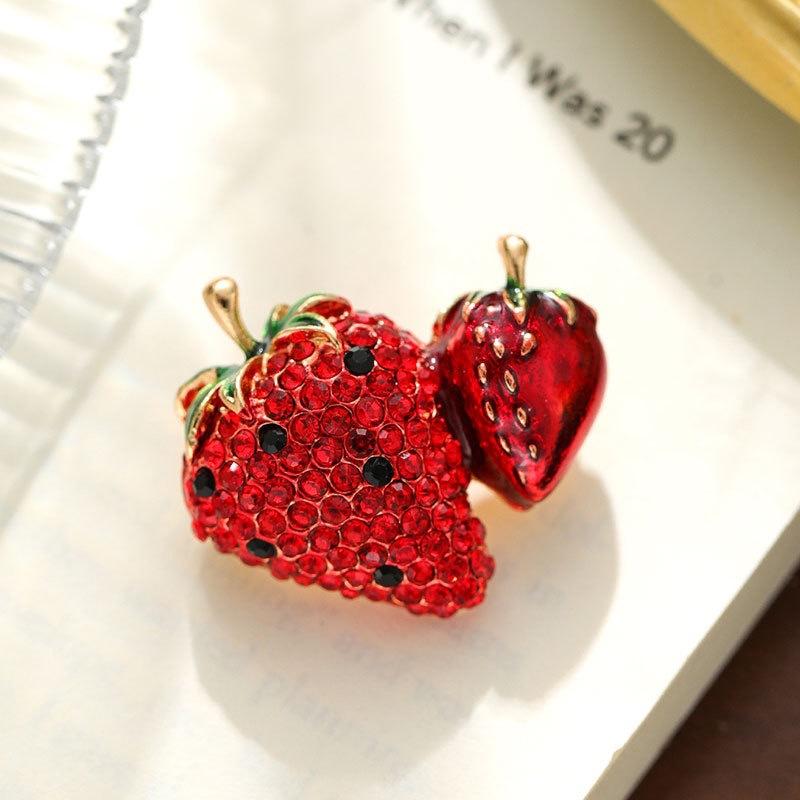 Strawberry Brooches For Women Lady Shining Rhinestone Fruits Party Office Brooch Pins Gifts Decoration