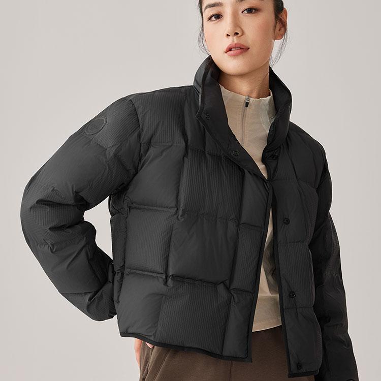 Skechers Warm Windproof Short Down Jacket Women outerwear Carbon-Black P425W095-0018