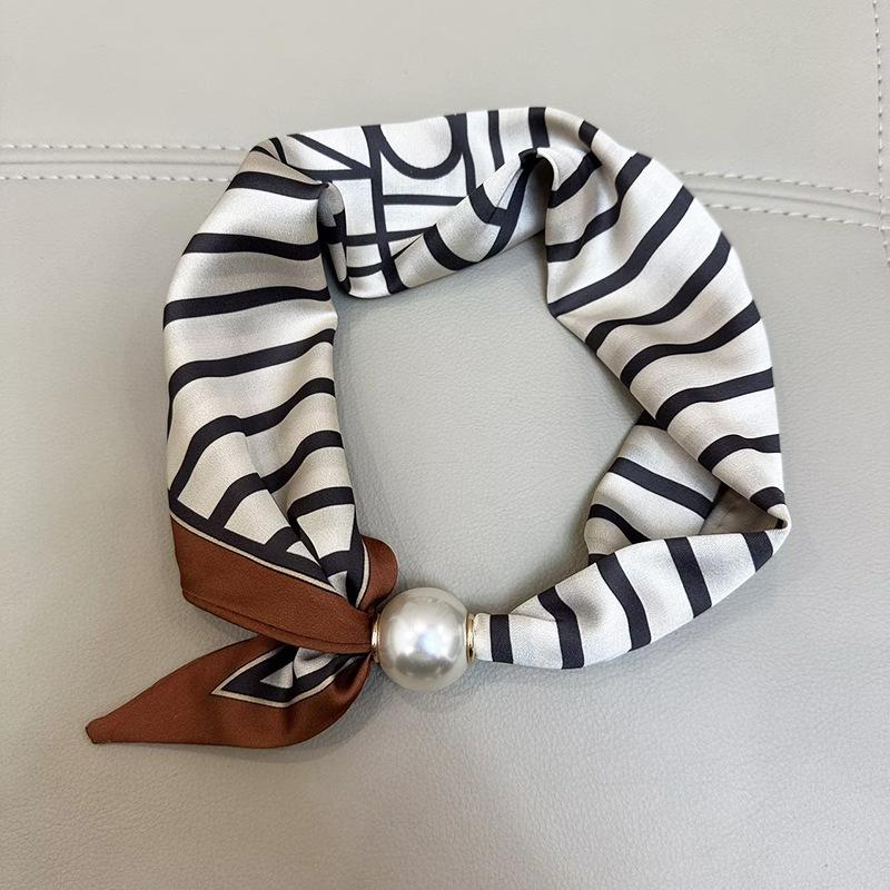 Summer 2025 Pearl Magnetic Buckle Scarf: Versatile, Decorative, Breathable Neck Warmer