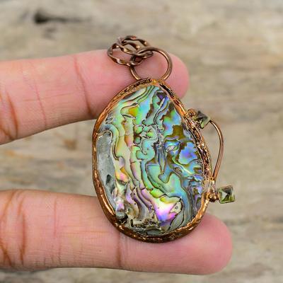 Pingente de concha de abalone Pingente de cobre eletroformado Joia eletroformada feita à mão Pingente de pedra preciosa peridoto Presente de aniversário Joia de cobre