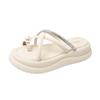 Retro thick-soled slippers women's summer wear 2025 new cross-strapped pearl rhinestone cover toe Roman cool slippers