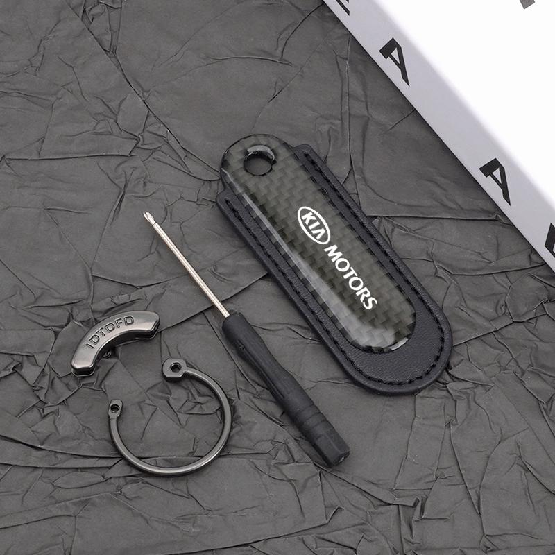 Carbon Fibre Keychain Creative Car Keyring Pendant For Kia Rio Ceed Sportage Cerato Soul Sorento Picanto Optima Accessories zqdtx40