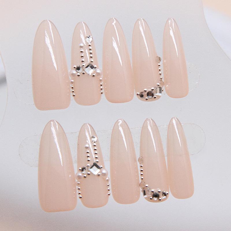 Ongles portables chics en forme d'amande avec strass: Longues Pointes d'Ongles Faux de Style Féerique Haut de Gamme