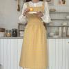 Cotton Sleeveless Apron With Fresh Checkered Pattern For Kitchen And Cafe Use