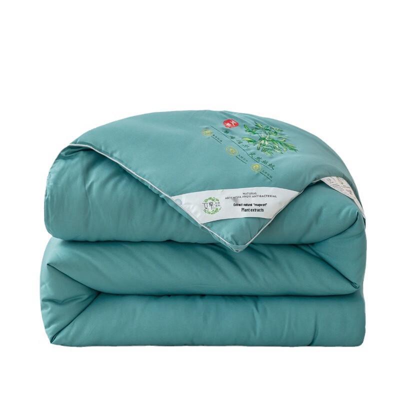 OEING All-Season Mugwort Soybean Fiber Comforter