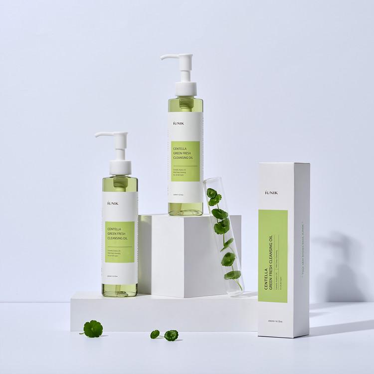 [iUNIK] Centella Green Fresh Cleansing Oil 200ml