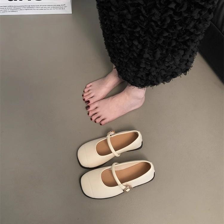 Scarpe Mary Jane da sera con vento gentile 2025 nuove francesi piccolo profumo temperamento testa rotonda bocca bassa rialzo interno