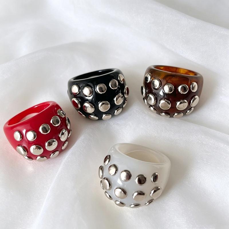 New Fashion Resin Acrylic Geometric Adjustable Ring for Women Punk Silver Color Rivet Big Thick Rings Gothic Jewelry