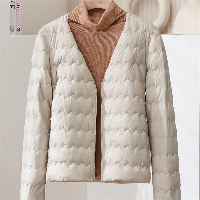 Autumn and winter lightweight down jacket women's short wavy round neck variable V-neck warm inner jacket
