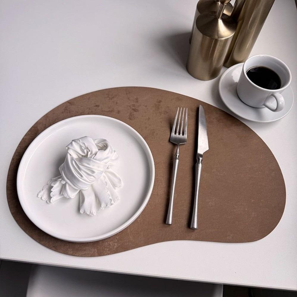 Cashew Shaped Leather Placemat Nordic Thermal Heat Resistant Decorative Table Mat Double-sided Faux Velvet (Brown,44x30cm) коричневый