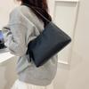 New Popular Niche Temperament High-end Hand Bag Fashion Woven Bag Shoulder Underarm Baguette Bag