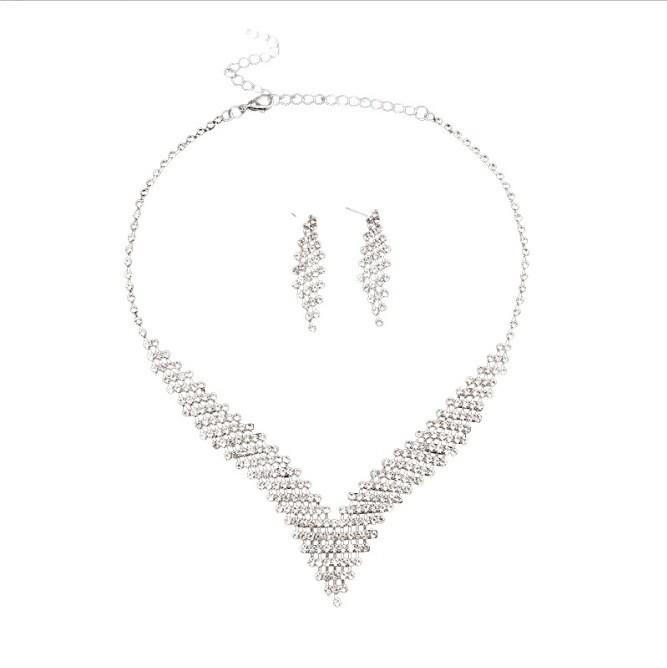 Light Luxury Pearl Necklace Earrings Bracelet Retro Temperament Premium Clavicle Chain Necklace