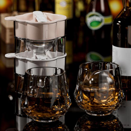 Ice Ball Mold Large Spherical Silicone Ice Ball Maker Fast Freezing Clear Bubble-Free Ice Ball Push-Release Ice Tray for Whiskey Wine Cocktails
