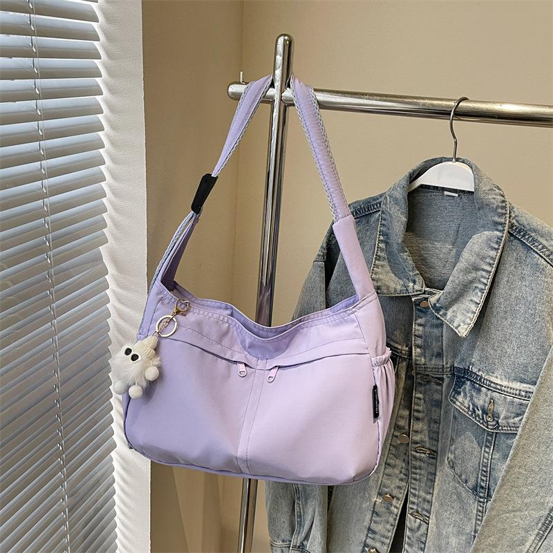 Nylon Cloth Dumpling Bag, the Same for Men and Women, One Shoulder Tote Bag, Large Capacity, Light Sports and Leisure Messenger Bag