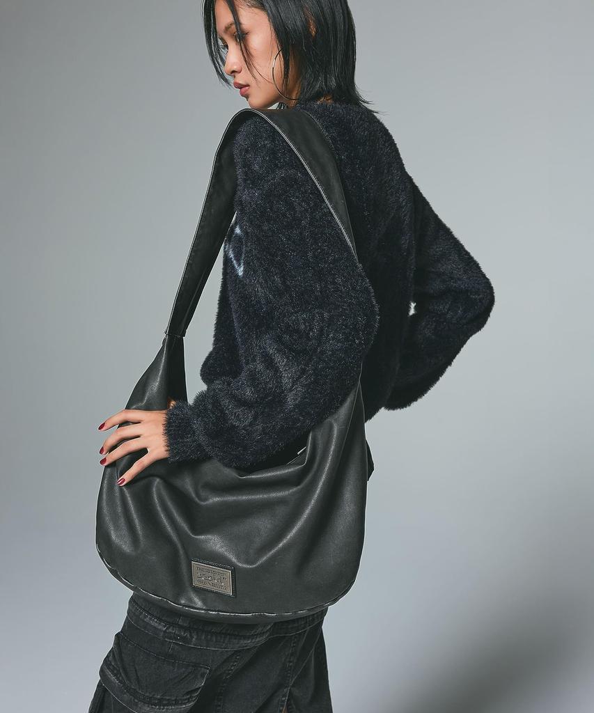 X-girl Metal Plate Label Shoulder Bag, 105254053009, Black, One Size