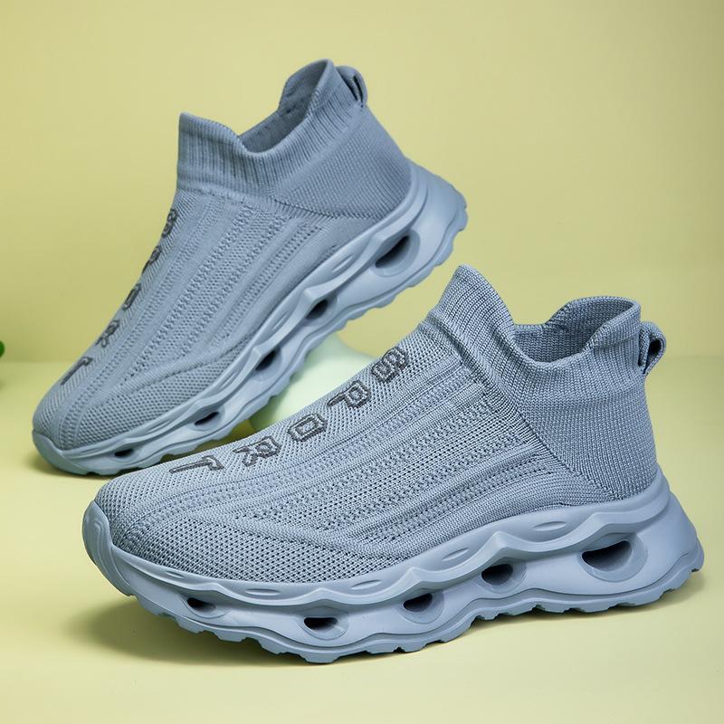 New Large Size 48 Breathable Socks Shoes Women's Wear-resistant High Elastic Sports Shoes Men's Flying Knitting Fashion One Pedal