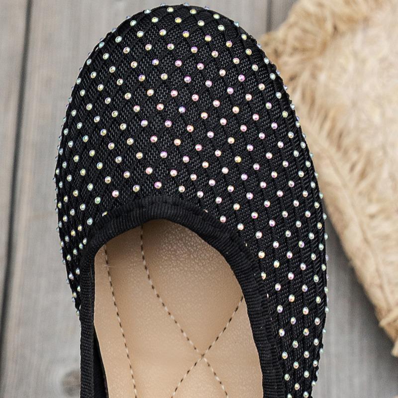 Women's Flat Shoes Spring New Round Head Shallow Mouth Cloth Surface Diamond Soft Sole Non-slip Single Shoes